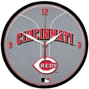  Cincinnati Reds MLB Round Wall Clock: Sports & Outdoors