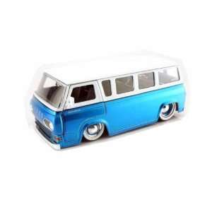  1965 Ford Econoline Bus 1/24 (Mass) Blue / White: Toys 