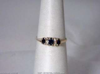 WOW 14K GOLD SAPPHIRE RING WITH DIAMOND ACCENTS SHOWCASE SIZE 6  