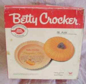   Betty Crocker Pumpkin Pie Plate Cover Dish Unused Holiday  