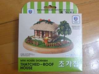   Young Modeler Mini House Diorama Thatched Roof House DIY Wooden Model