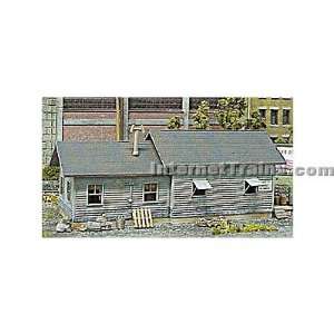   Scale Models HO Scale Yard Storage Building Kit: Toys & Games