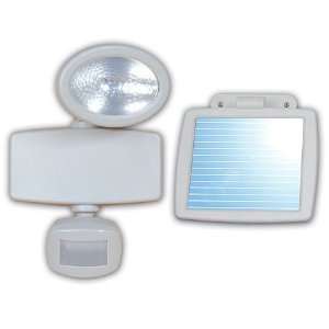  New   Solar Motion Light by SunForce Patio, Lawn & Garden