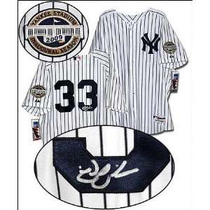 Nick Swisher Signed Jersey: 2009 New York Yankees Majestic Authentic 