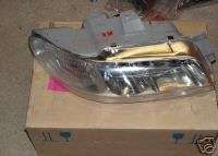 Chevrolet Daewoo Nubira J100 RH Headlamp . Genuine  