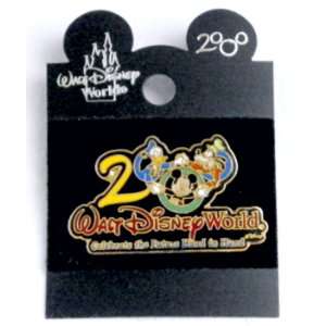    Collectible Pin   featuring Donald, Mickey & Goofy 