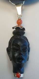 10K GOLD AZABACHE CORAL BLACK AFRICAN QUEEN CHARM  