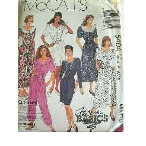   MCCALLS FASHION BASICS CUT TO FIT PATTERN 5404 Arts, Crafts & Sewing