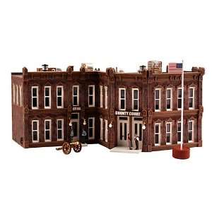  HO KIT DPM County Courthouse Toys & Games