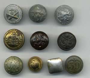 Mixed lot of 10 Bulgarian and European military buttons  