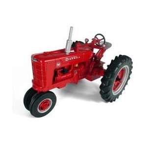  Farmall Model M 1/16 Tractor Toys & Games