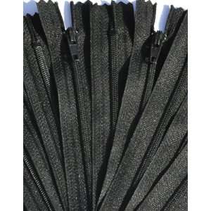   Closed Bottom ~ 580 Black (10 Zippers / Pack): Arts, Crafts & Sewing