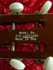   Vintage 1970 Model 319 Acoustic Guitar 3/4 travel Size USA MADE  