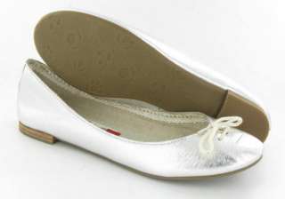 REPORT SIGNATURE Slade Ballet Flats Silver Womens size 8.5 M New $60 