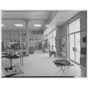   business in Ponciana Plaza, Palm Beach. Interior III 1959 Home