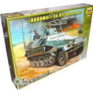   35 Sd.Kfz.251/3 Ausf.B Mittlerer Funkpanzerwagen Toys & Games