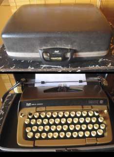  Smith Corona Galaxie Twelve XII Manual Typewriter Portable Case  