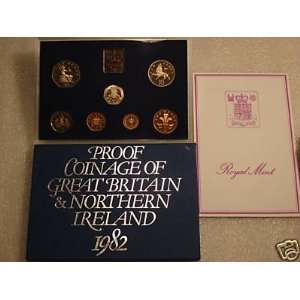    1982 BRITISH COIN SET AS ISSUED IN DISPLAY CASE: Everything Else