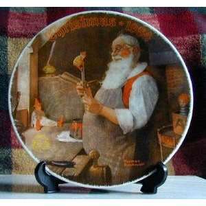 EDWIN M. KNOWLES NORMAN ROCKWELLS SANTA IN HIS WORKSHOP CHINA PLATE 