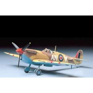   MODELS   1/48 Super MC Spitfire MK Vb Trop Aircraft (Plastic Models