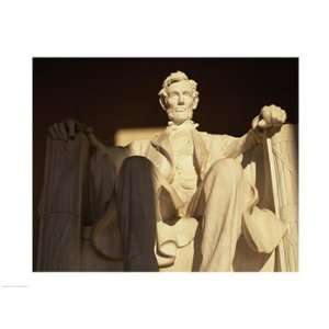  Close up of the Lincoln Memorial, Washington, D.C., USA 
