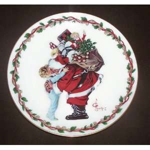  Norman Rockwell Christmas Hug Plate: Home & Kitchen