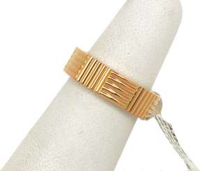   SIGNED 18K ENGRAVED TRENDY BAND RING NWT BOX RETAIL $3400  
