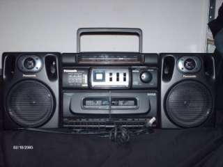   RX DT530 BOOMBOX STEREO CD DOUBLE CASSETTE EQUALIZER GHETTO BLASTER