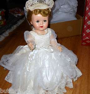   IDEAL SAUCY WALKER 17 DOLL W/TRUNK CLOTHES WEDDING GOWN DRESS  