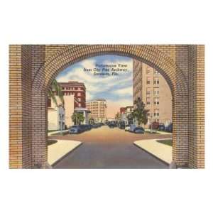  Archway, Sarasota, Florida Premium Poster Print, 12x18 