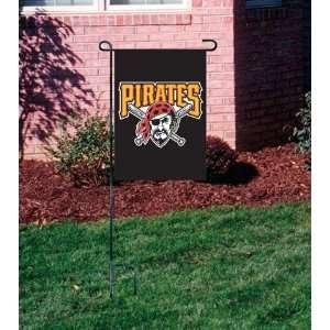    Pittsburgh Pirates Decorative Mini Garden Flag: Sports & Outdoors