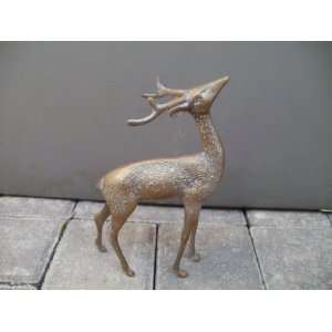    BEAUTIFUL VINTAGE BRASS DEER 7 X 4 X 2 INCHES 