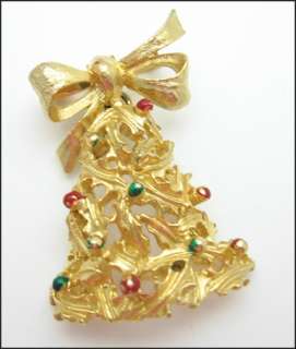 CHRISTMAS HOLLY BELL Brooch Vintage PIN, Goldtone with Bow  