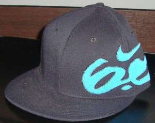NIKE 6.0 Logo Fitted HAT Cap Mens sz S/M Black NEW  