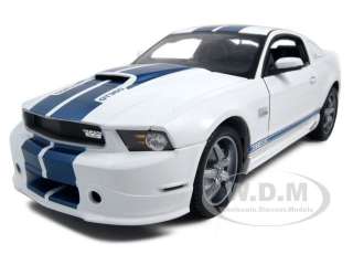   18 scale diecast car model of 2011 ford shelby mustang gt350 white die
