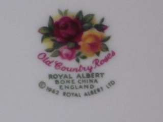 40 Pieces Royal Albert China OLD COUNTRY ROSES Never Used  