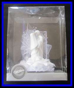 NEW Wilton ***NEW REFLECTIONS*** Wedding Cake Topper  