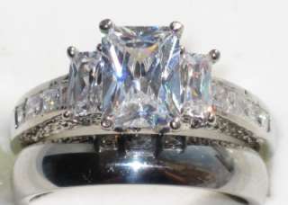 EMERALD CUT 3 STONE LADIES ENGAGEMENT WEDDING SIMULATED DIAMOND RING 