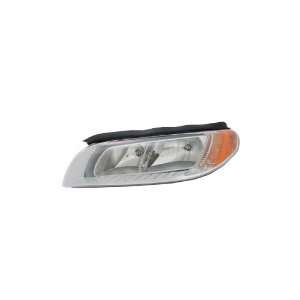  Volvo Driver Side Replacement Headlight: Automotive