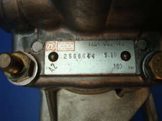 PORSCHE 911 964 C2/C4 ZF POWER STEERING PUMP W/BRACKET  