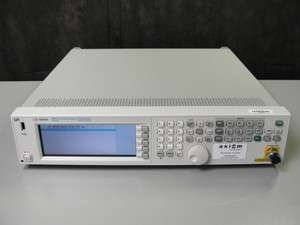   HP N5183A MXG Microwave Analog Signal Generator, 100 kHz up to 40 GHz