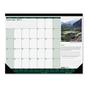  House of Doolittle Earthscapes Golf Course Desk Pad 