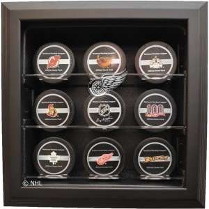 Detroit Red Wings 9 Puck Cabinet Style Display Case, Black 