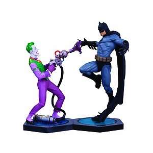 DC Direct Ultimate Showdown Batman vs. Joker Statue  