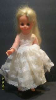 VINTAGE 1971 IDEAL TOY CORP 15 BRIDE DOLL IN DRESS WITH GROWING HAIR 