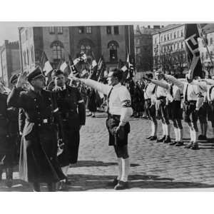  1938 photo Baldur von Schirach sprach vor der Wiener HJ 