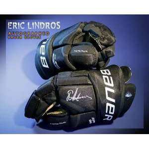 Eric Lindros Autographed/Hand Signed Bauer Model Gloves