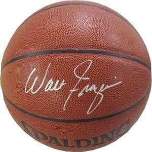 Walt Frazier Hand Signed Autographed Full Size NBA Basketball