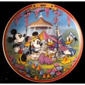 Disney Collectors Plates a Whole Year of Fun with Mickey and Friends 
