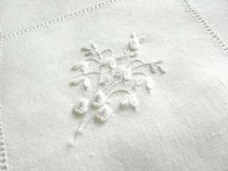 ELEGANT Antique Tablecloth 12 Napkins LILY of the VALLEY Embroidery 